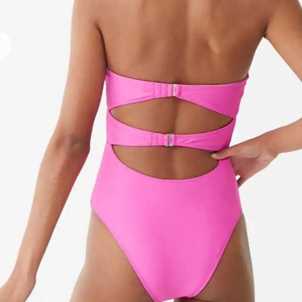 NWT One-piece Swimsuit - Picture 2 of 7